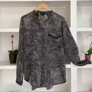 Stylish Banana Republic hi-low blouse XL